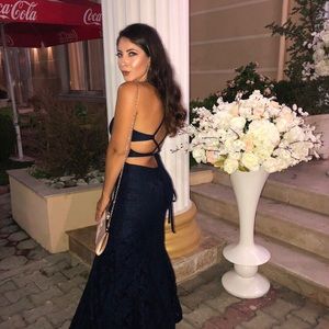 Strappy lace gown worn once
